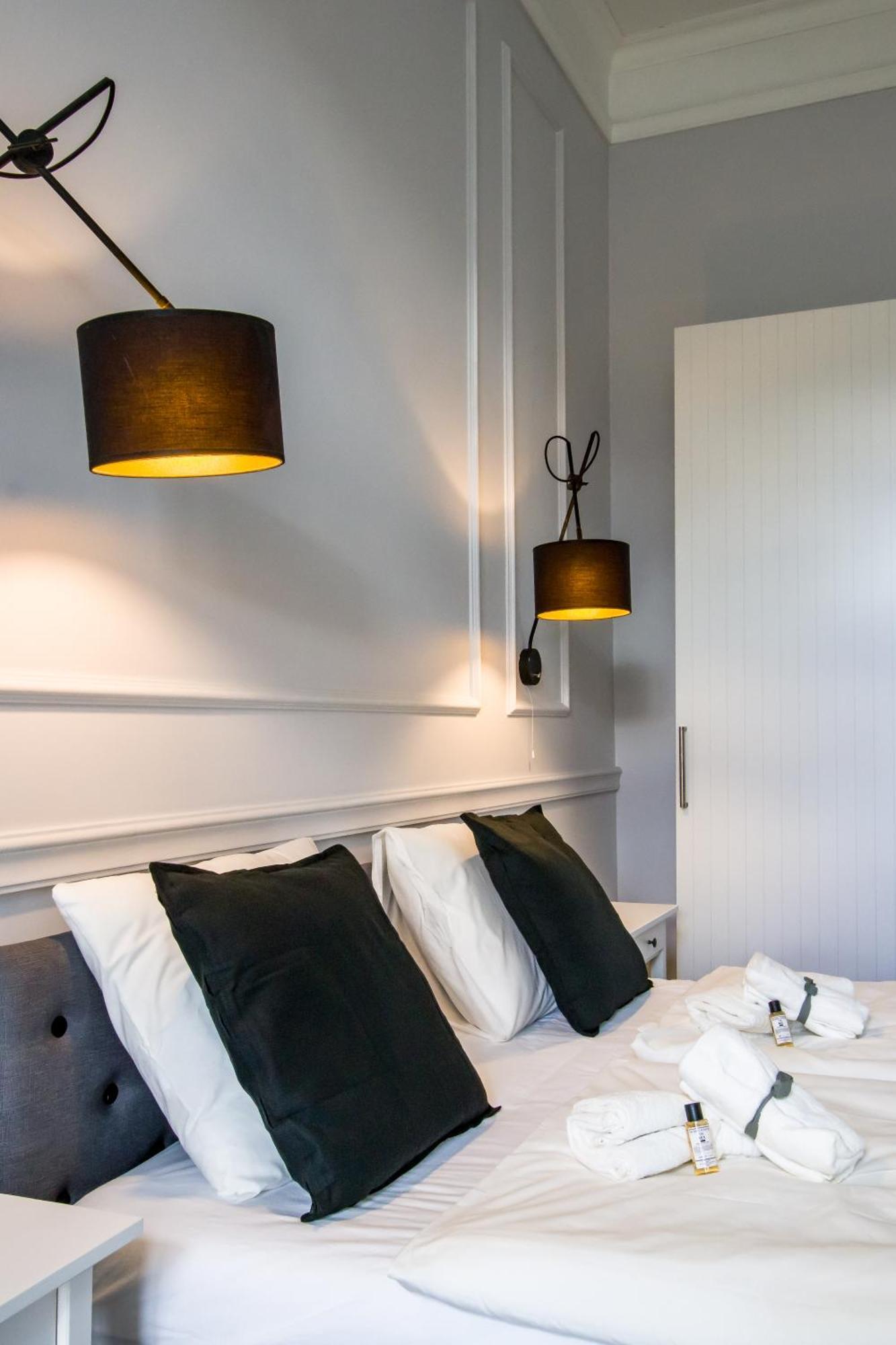 Wilson'S Oktogon Square Suite Apartment Будапеща Екстериор снимка